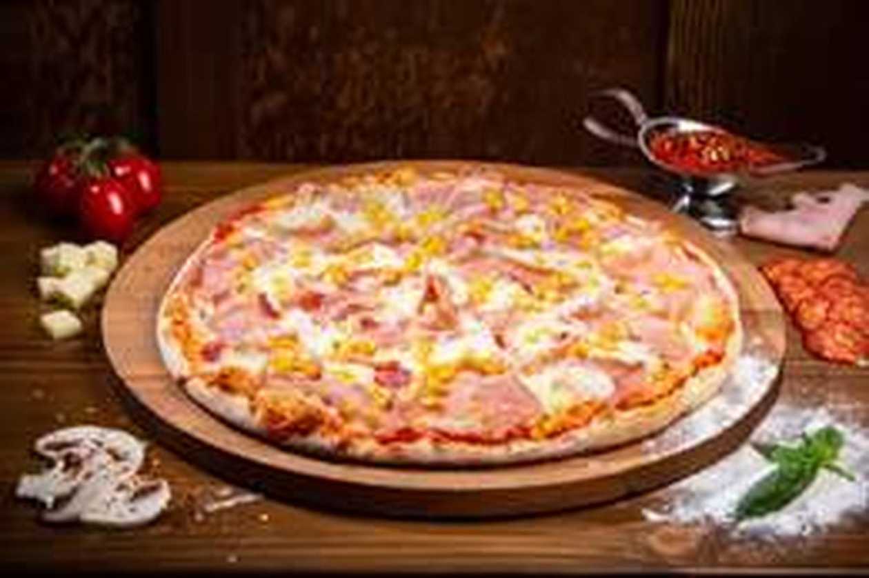 Pizza cu Sunca si Porumb Ø 32cm