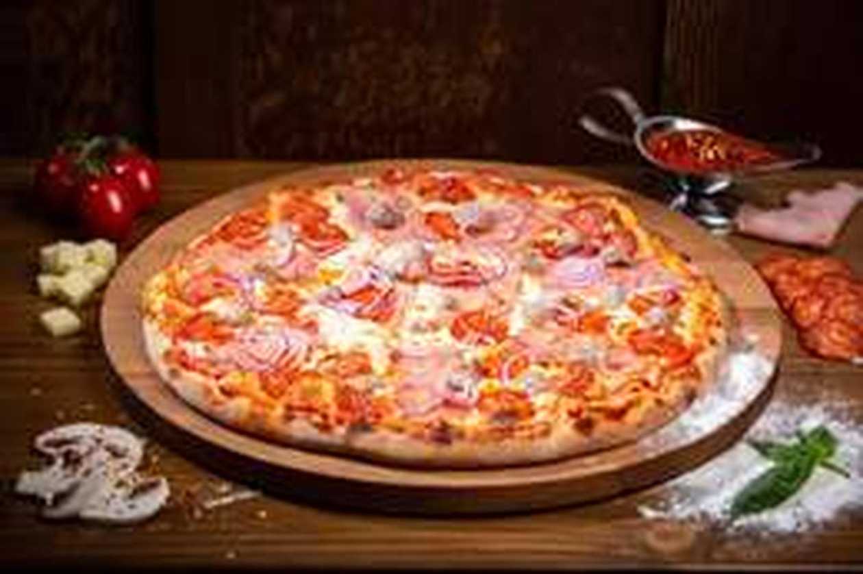 Pizza Taraneasca Ø 32cm