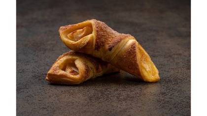 Pastries with Apples