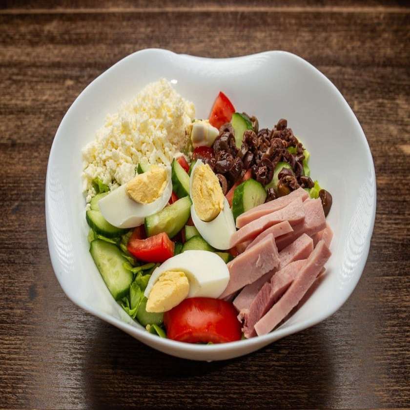 Salata Bulgareasca