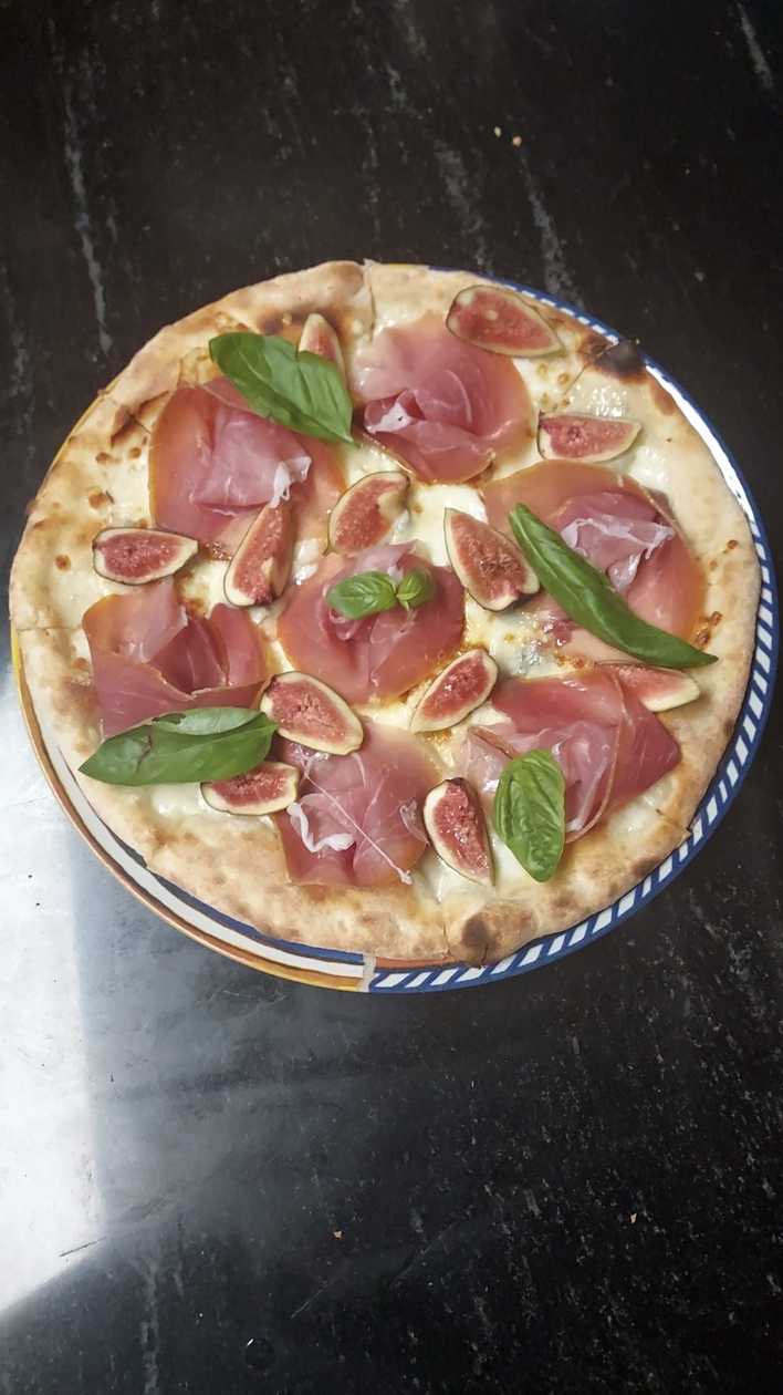 Pizza dolce salato