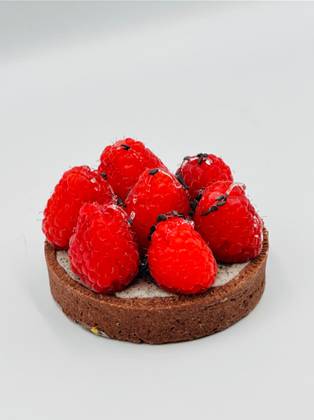 Tartelette Framboise, crème sesame noir & mascarpone