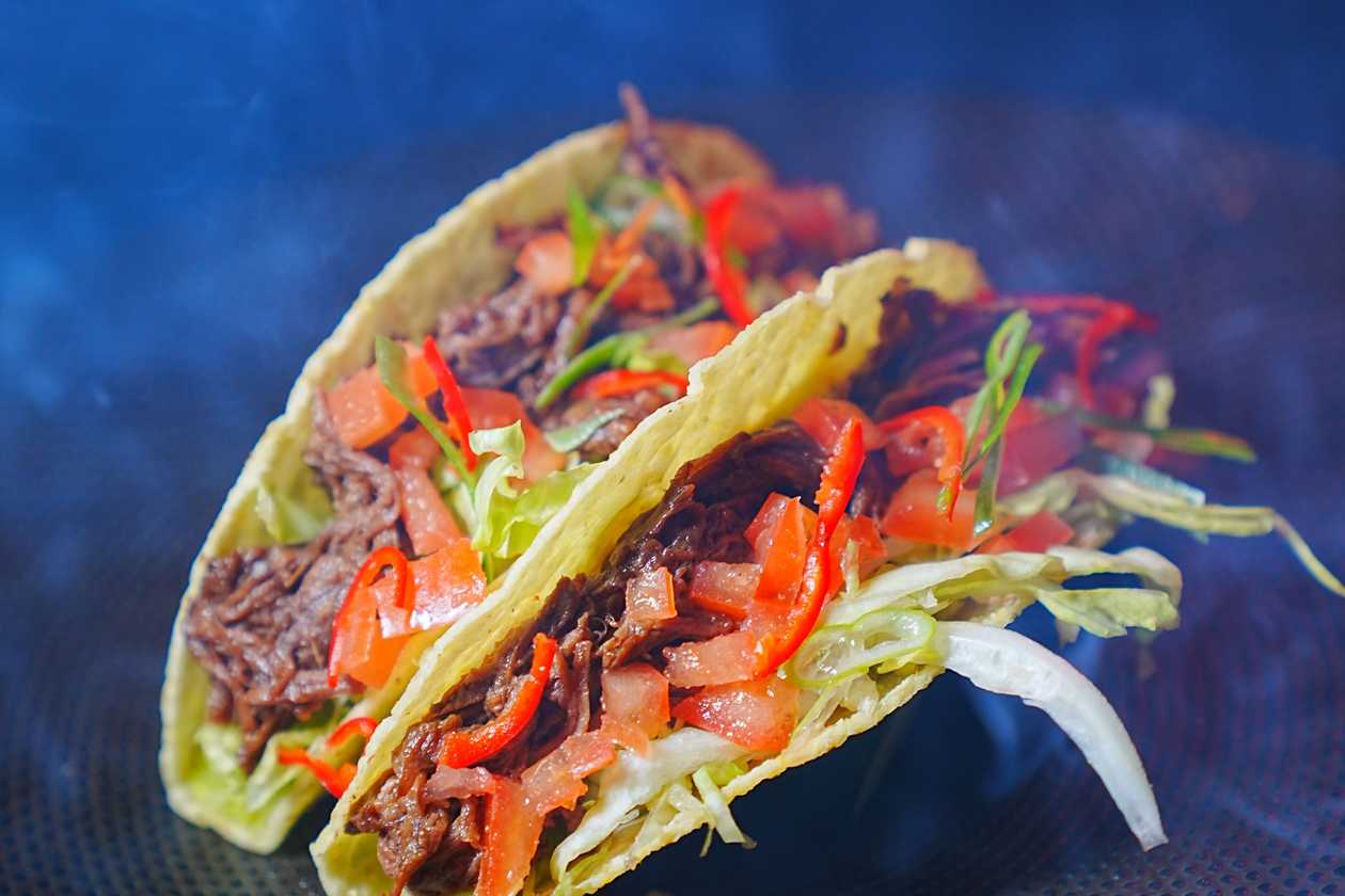 Slow Cooked Beef Taco (2 pcs)