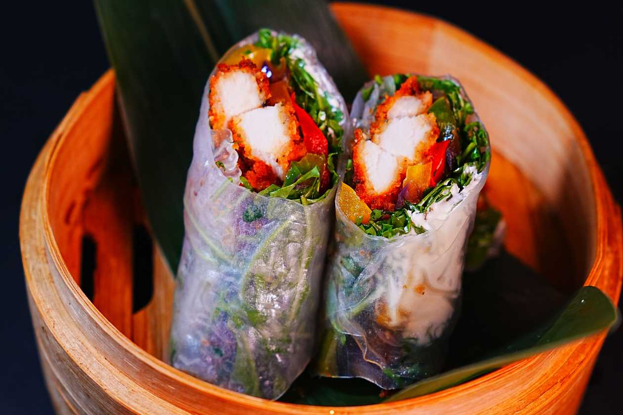 Breaded Chicken Crystal Roll (3 pcs)