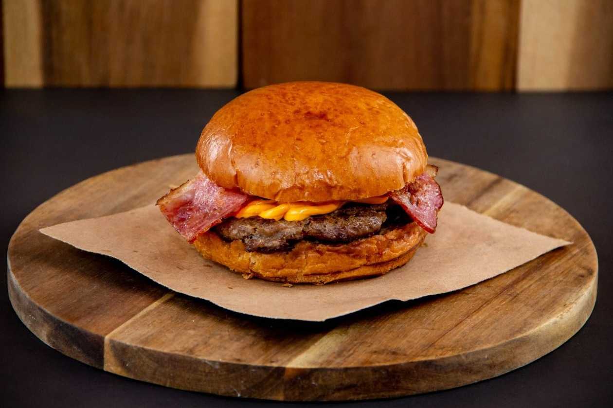 Menu Cheddar Bacon