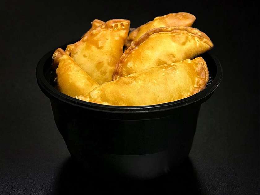 Вареники з картоплею та шкварочками ( смажені )