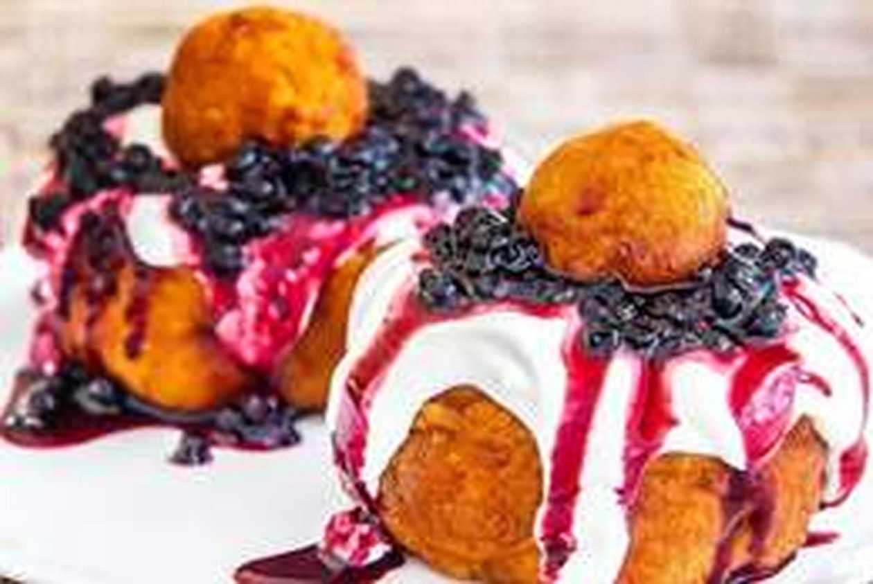 Papanasi with Cheese