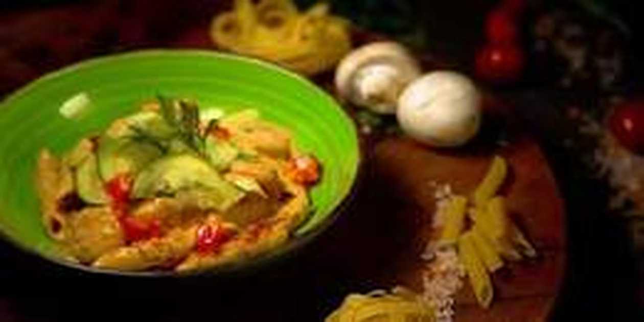 Shrimp and Zucchini Pasta