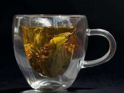 Зелений