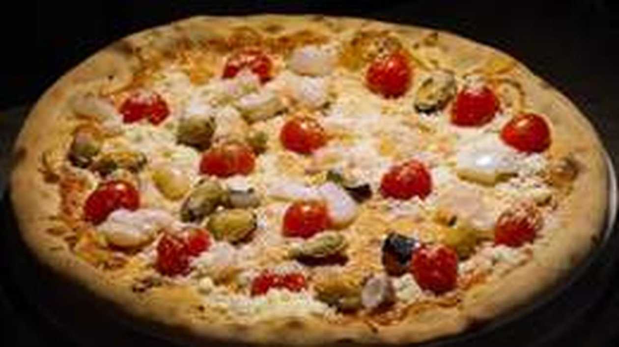 Small Mediterranean Pizza