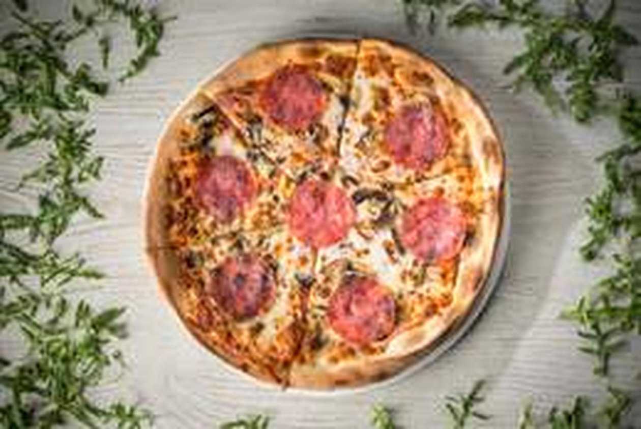 Small Salami and Mushroom Pizza