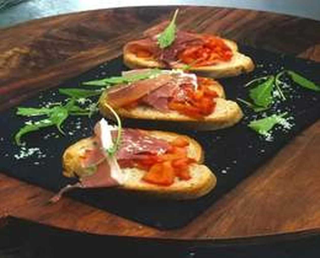 Bruschetta with Prosciutto Crudo