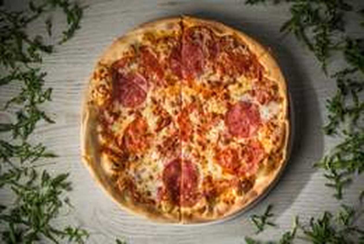 Small Due Salami Pizza