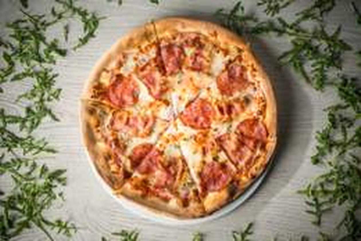 Medium Napoli Pizza