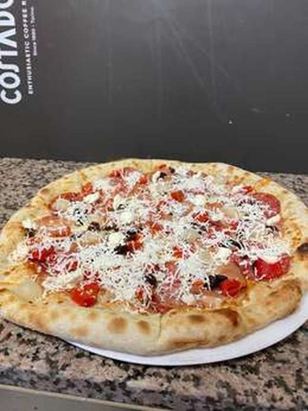 Medium Delicacy Pizza