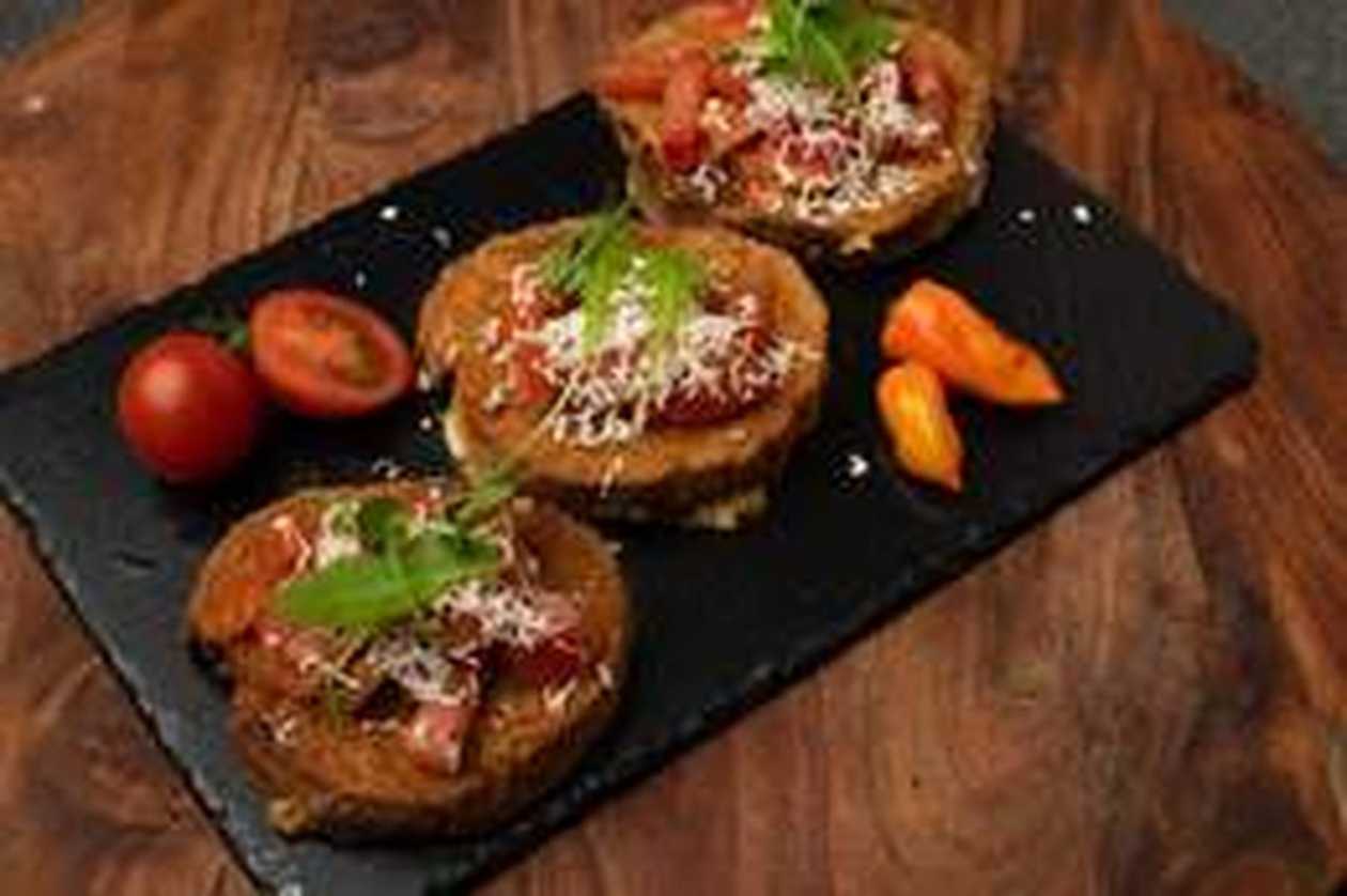 Bruschetta with Tomatoes
