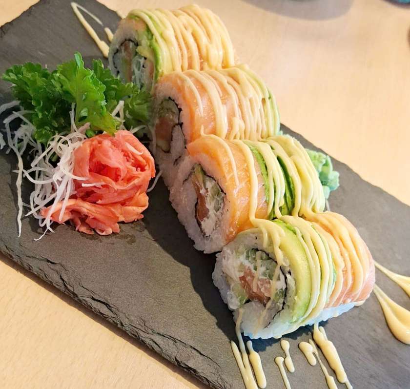 PR03 Rainbow Salmon Avocado Roll