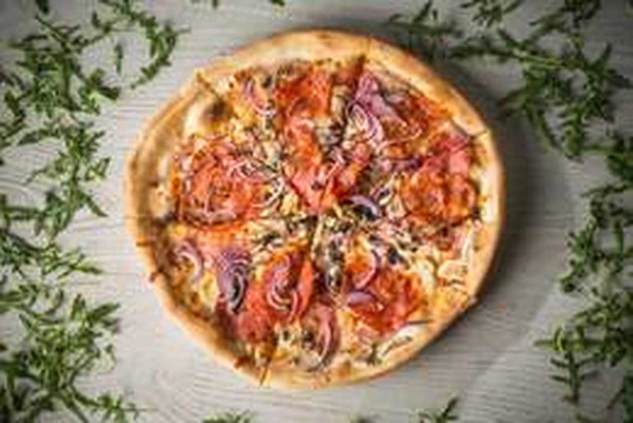 Family Mario's Special House Pizza