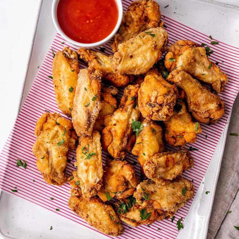 Fried chicken wings