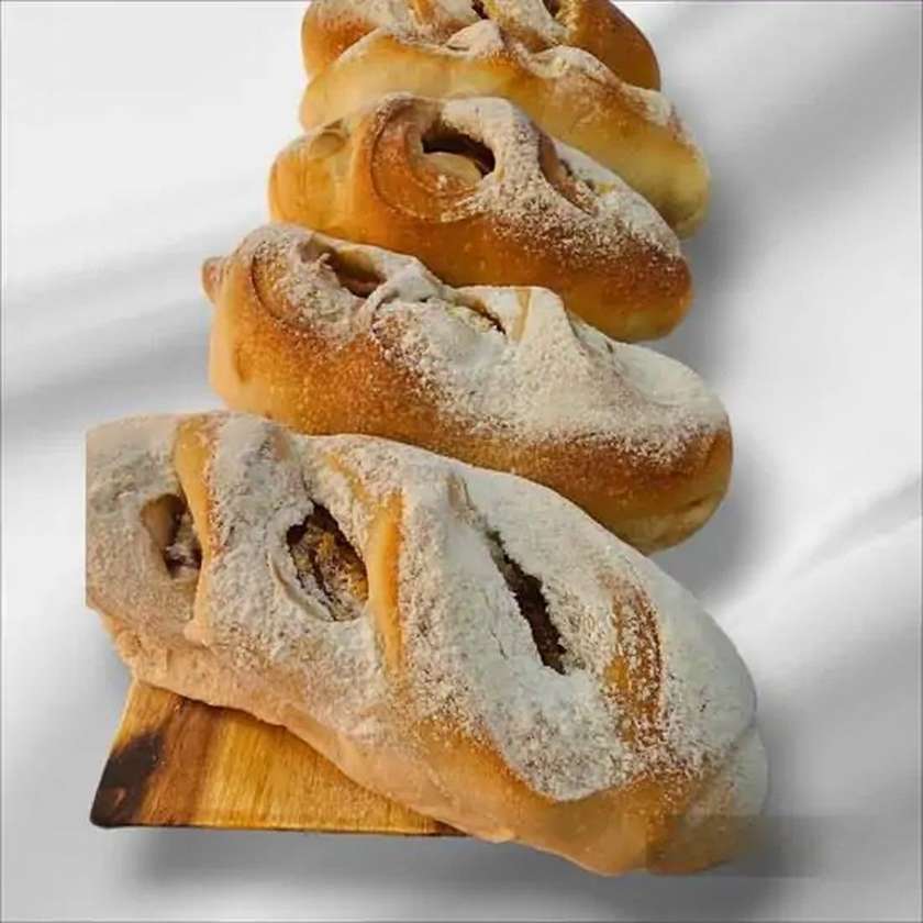 Bread with Chorizo (1 Unit)