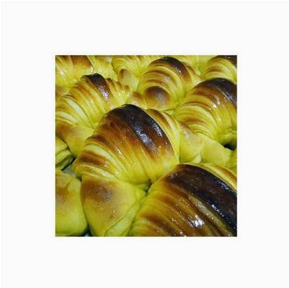 Croissants Take 6 Pay 5