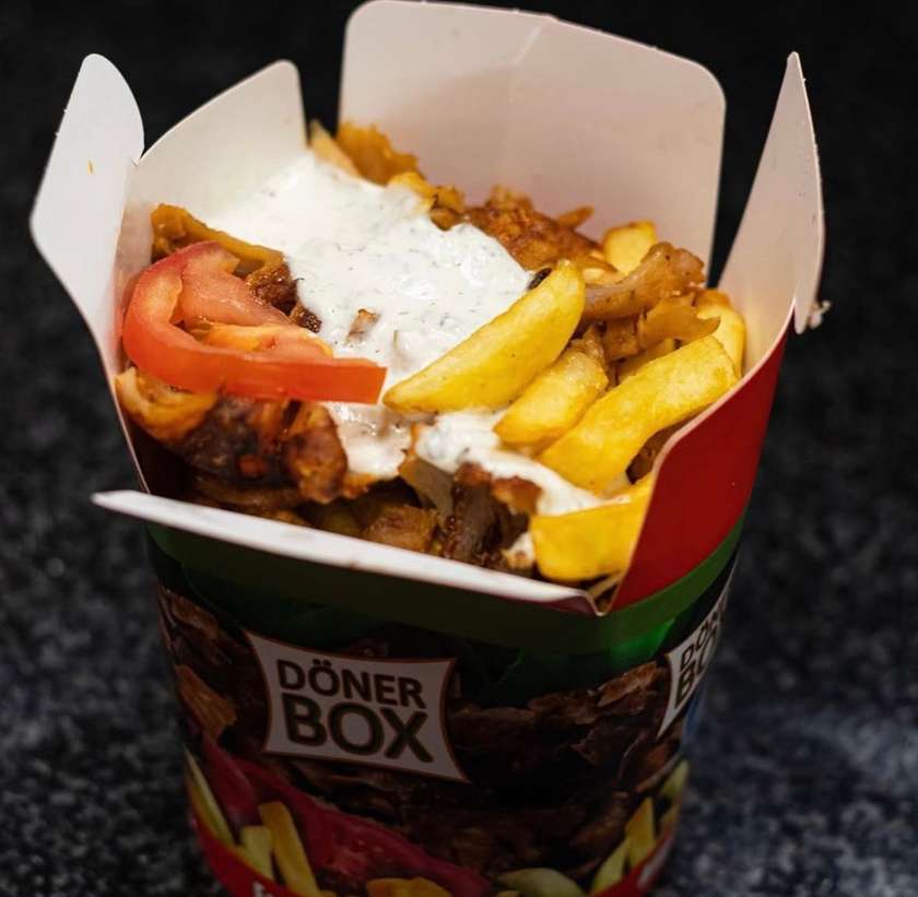 KEBAB BOX KURACÍ
