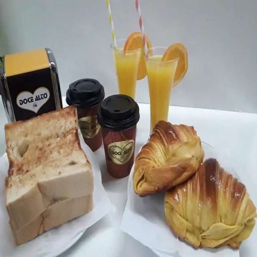 Breakfast for Two
