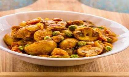 Chicken or Mushroom Pizza
