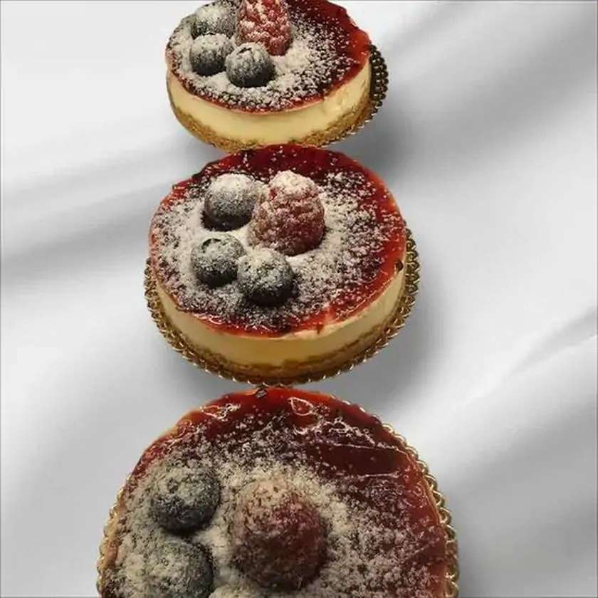 Red Fruits Cheesecake (1 Unit)