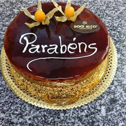 Walnut and Caramel Cake