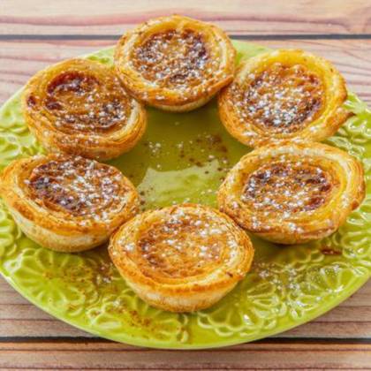Box of 6 Vegan Custard Tarts