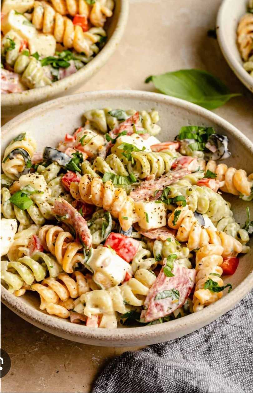 Creamy pasta salad