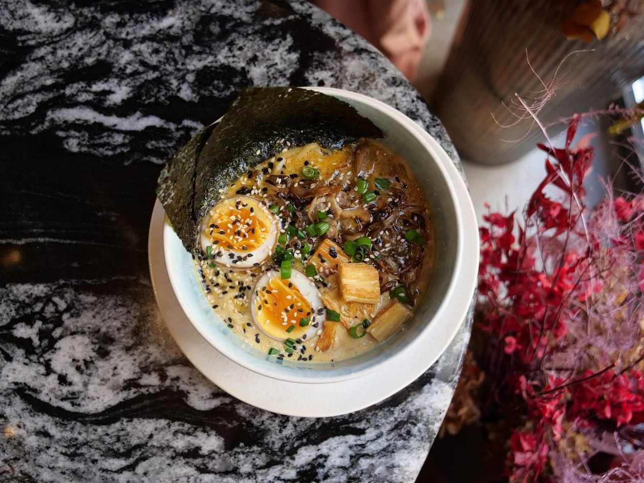Lemak with Mushrooms