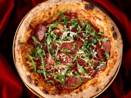 Salami Pizza