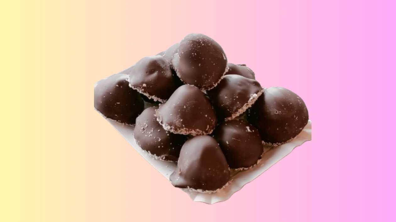 Sour cherries in chocolate