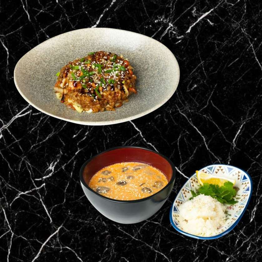 Lunch with tom yum and rice with chicken