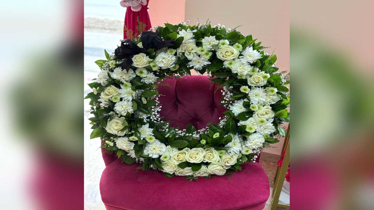 White Roses Funeral Wreath 60 cm