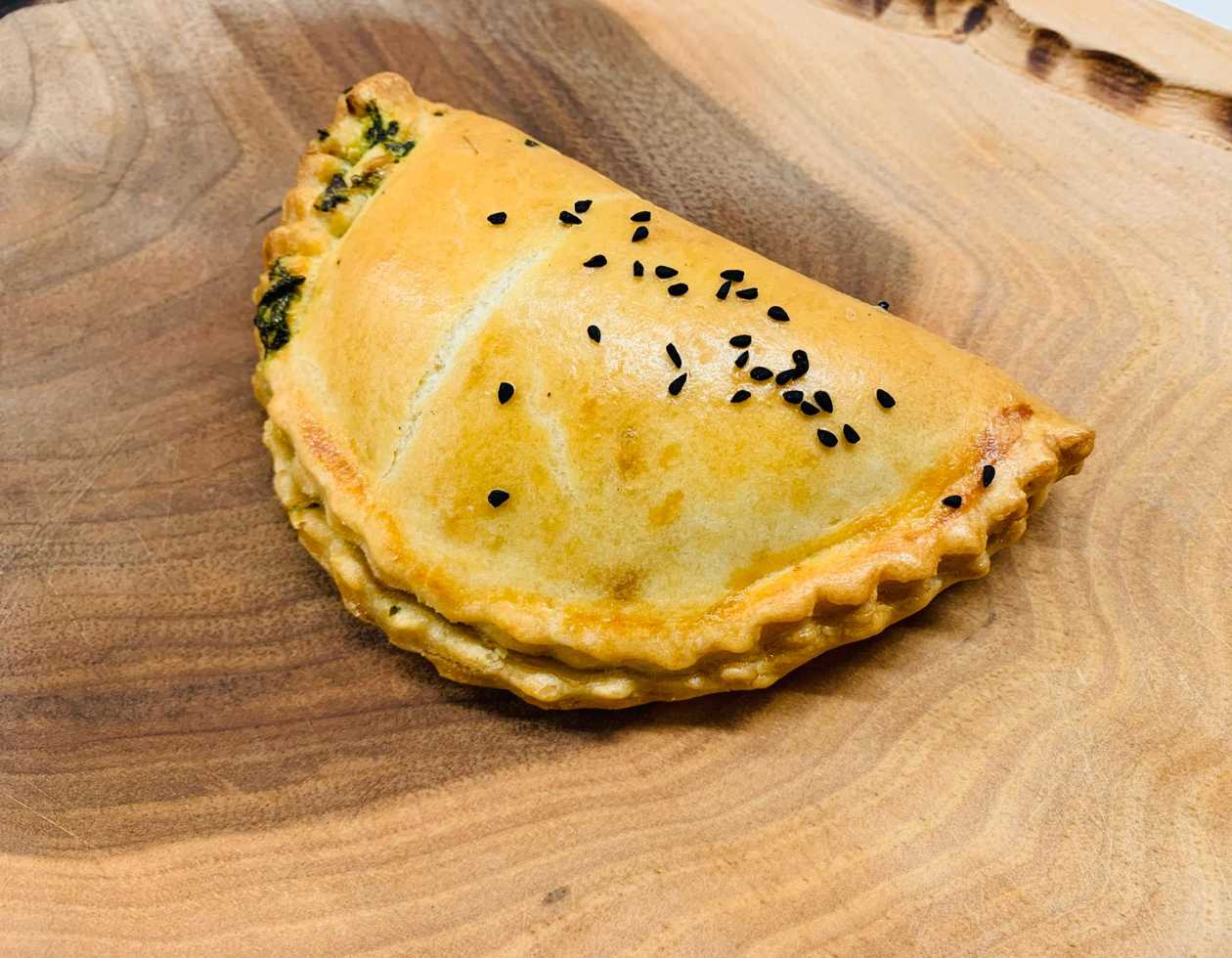 Cheese & spinach empanada