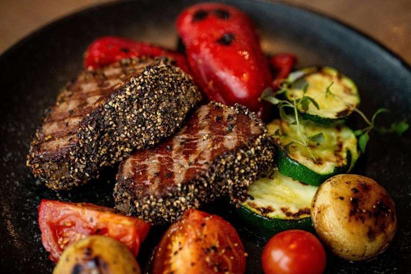 Peppered beef steak