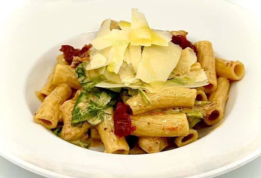 RIGATONI di POLLO