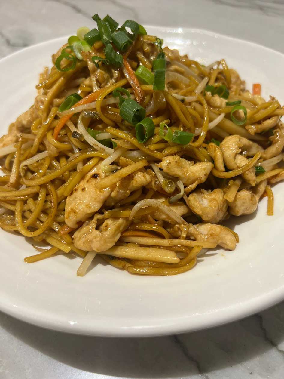 Fried Noodles with Chicken