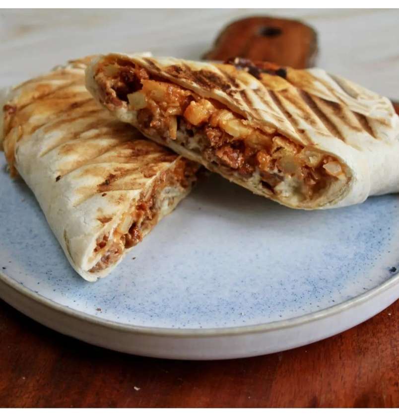 Tacos cu Pulled Pork (430g) Cartofi 100g Bautura