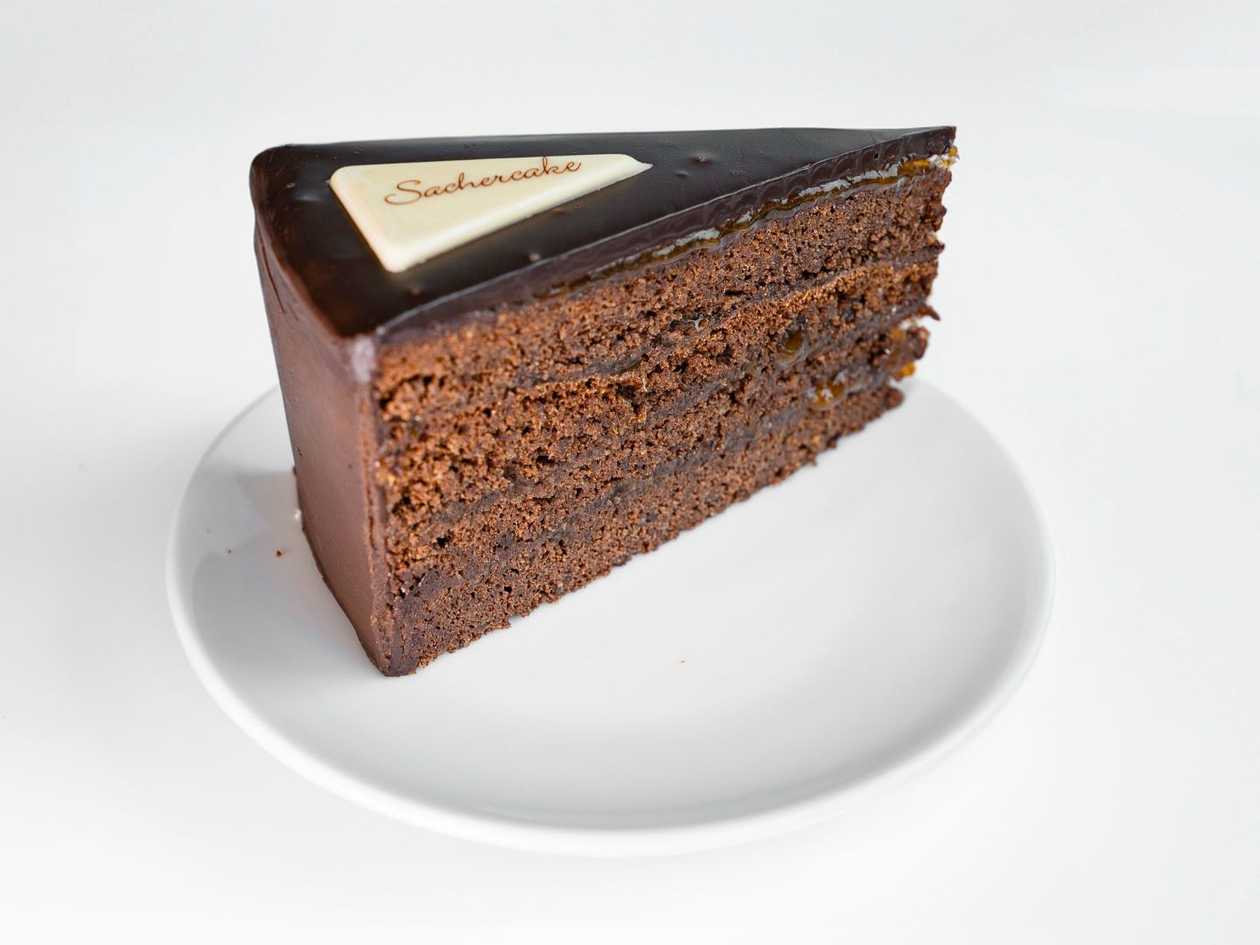 Sacher dort