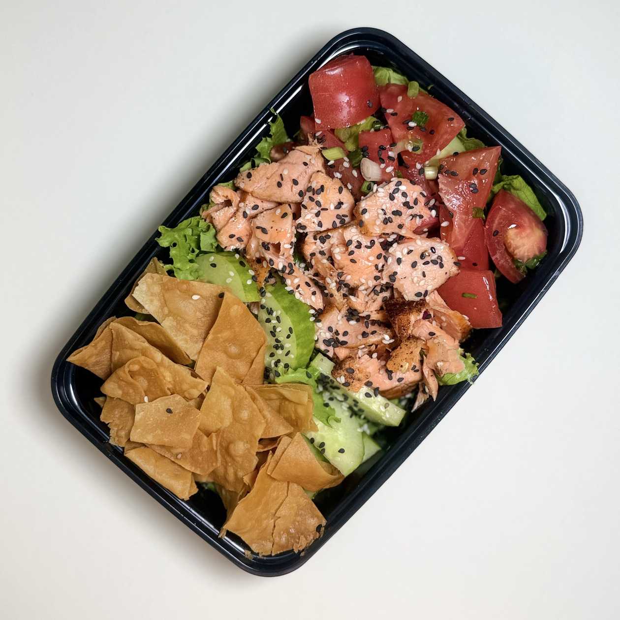 "Emzar" salad with Norwegian Trout