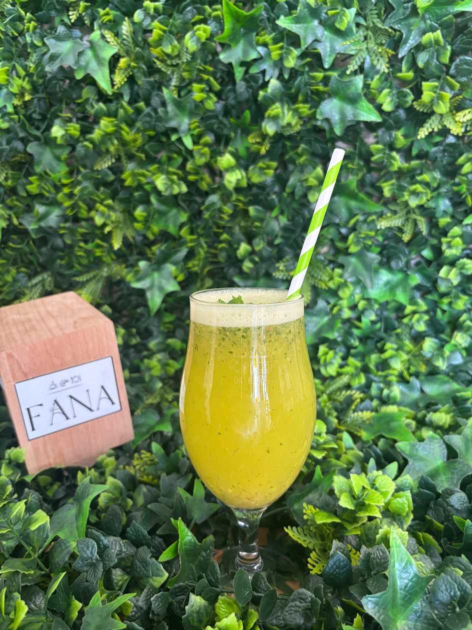 Pineapple and Mint Juice 🍍