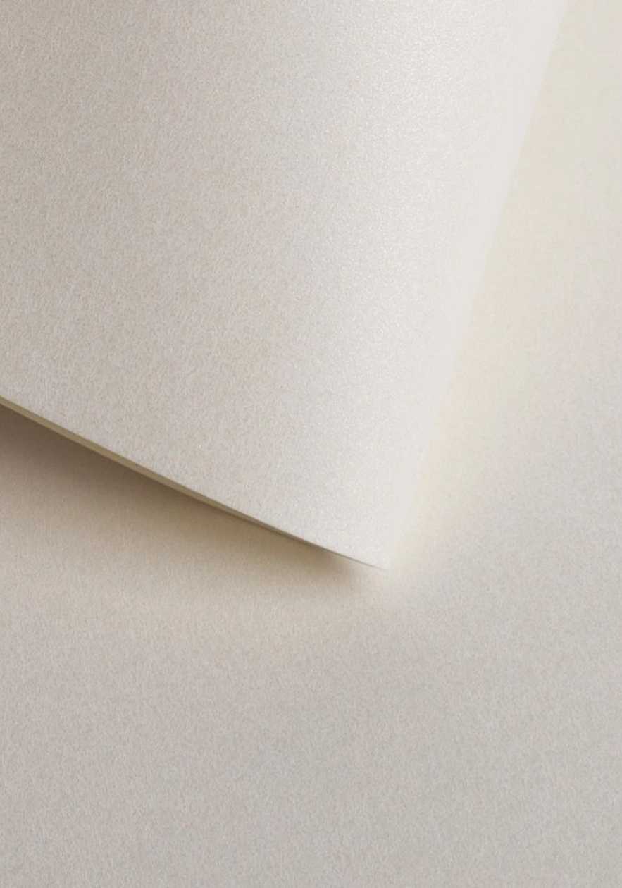 Design Paper Perla Ivory A4 120 g 50 Sheets Per Pack