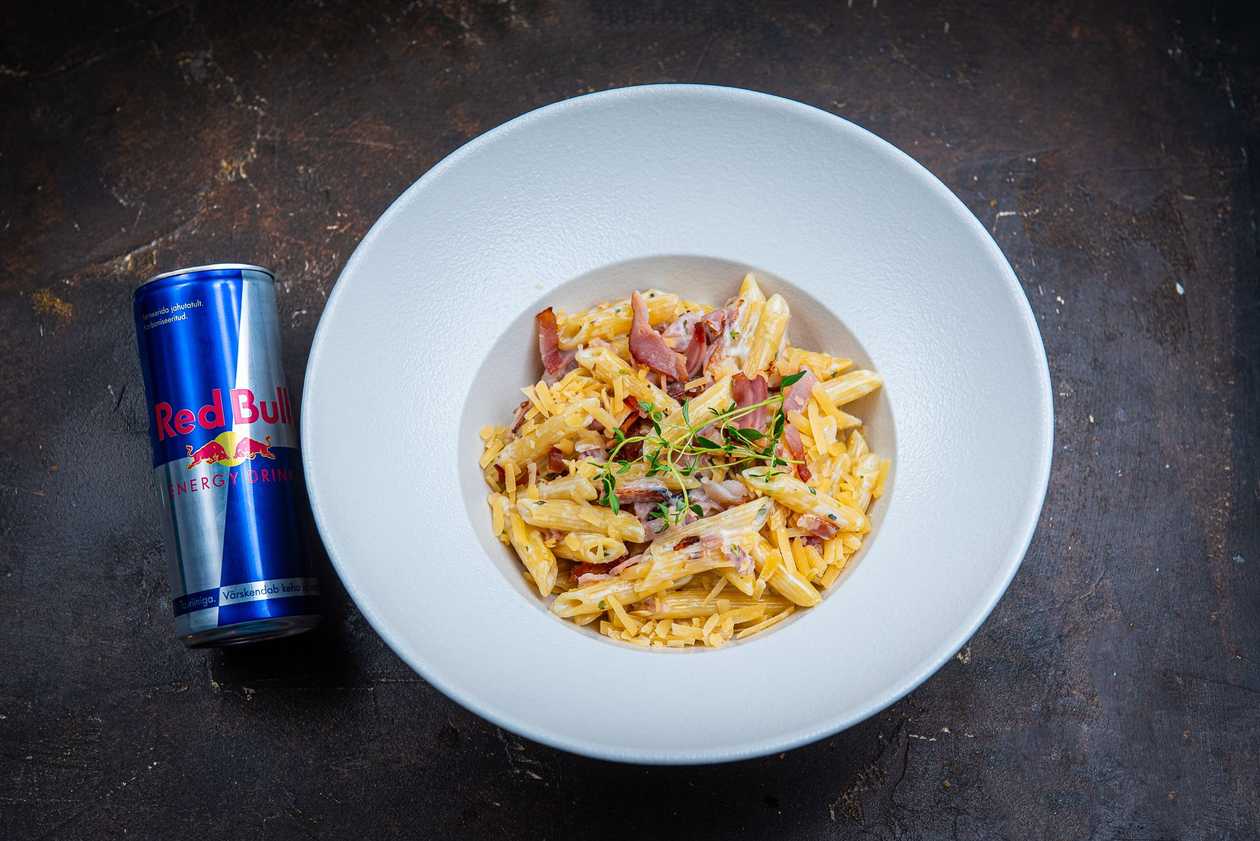 Pasta Carbonara +Red Bull