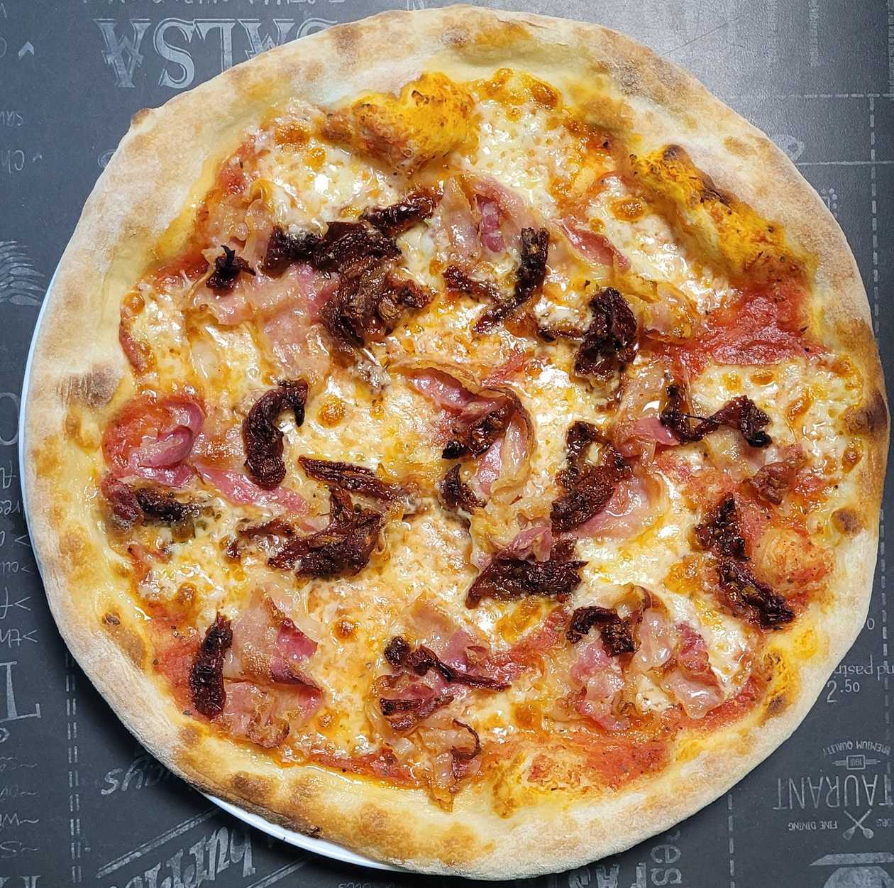 Pizza Pancetta włoska 32cm