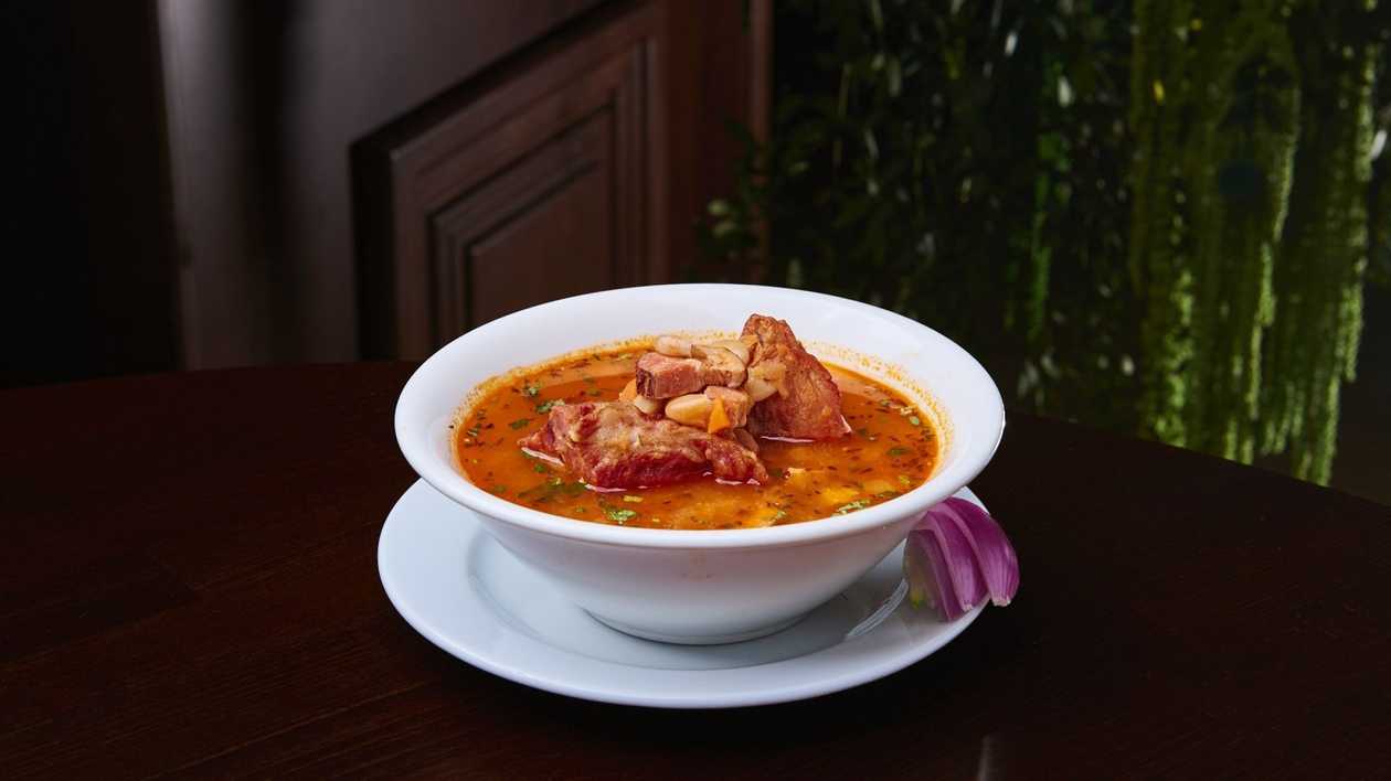 Bean Soup with Smoked Meat