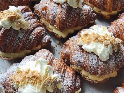 TRES LECHES CROISSANT (160 g)